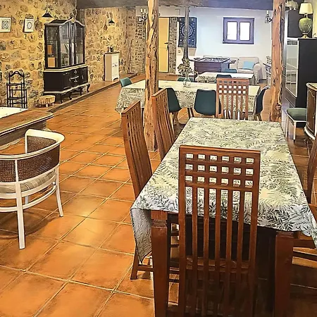 Kro La Casona Del Rio Abion