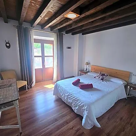 La Casona Del Rio Abion Estalagem