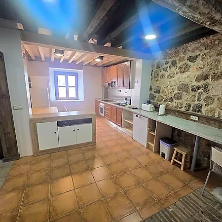La Casona Del Rio Abion Estalagem *